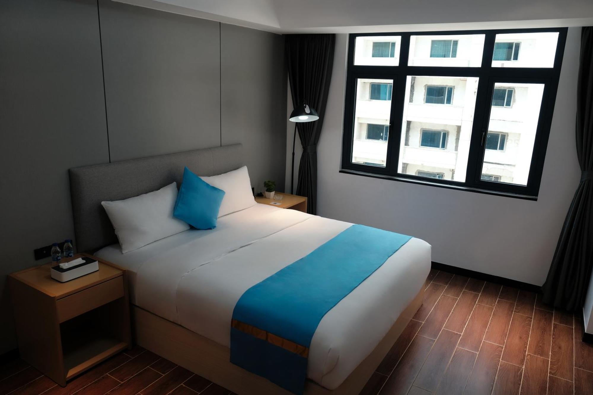 Golden Seagulls Hotel Paranaque City Exterior photo